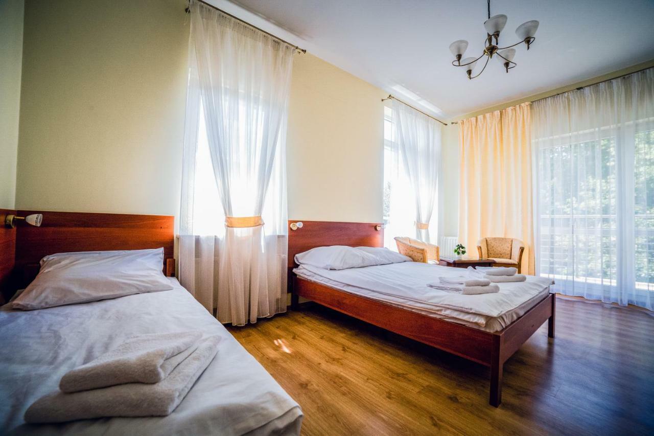 Hotel Hellada Kielce Exteriör bild